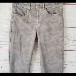 American Eagle High rise jeans